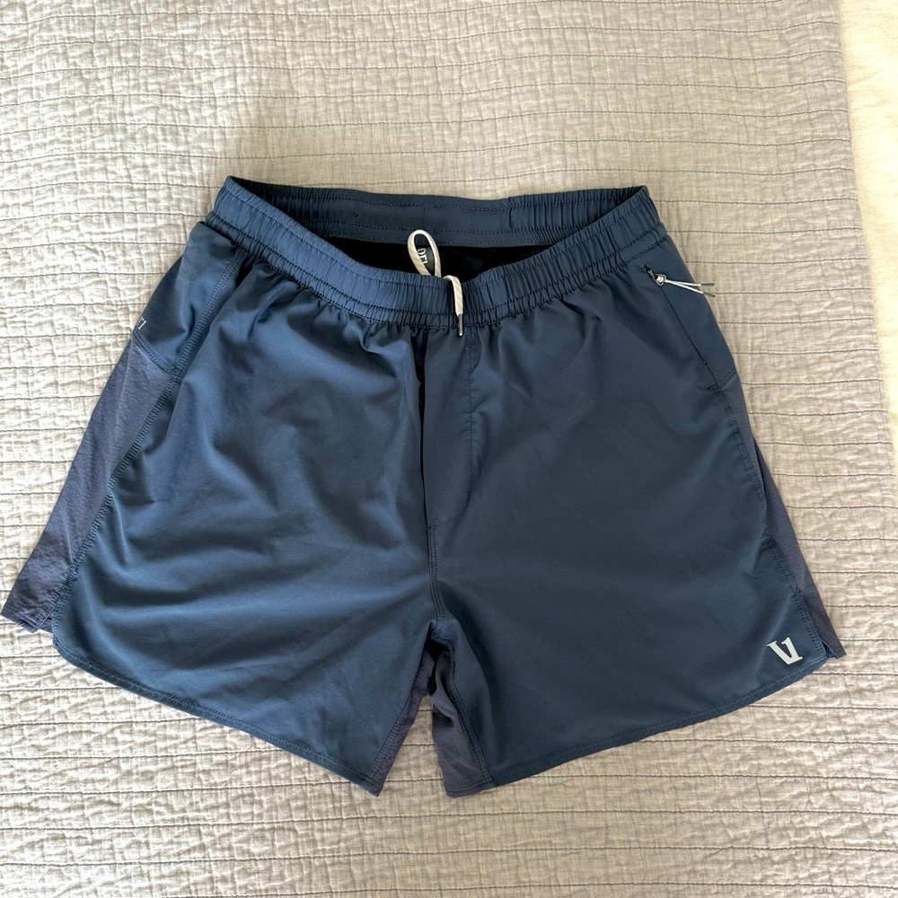 Vuori Men's Dark Blue “Azure” Course Run Athletic Shorts Size Small